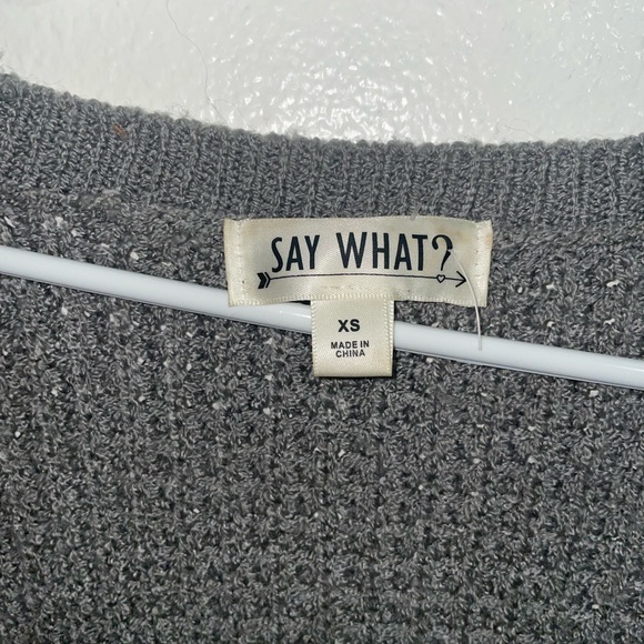 Grey sweater medium - Picture 2 of 3